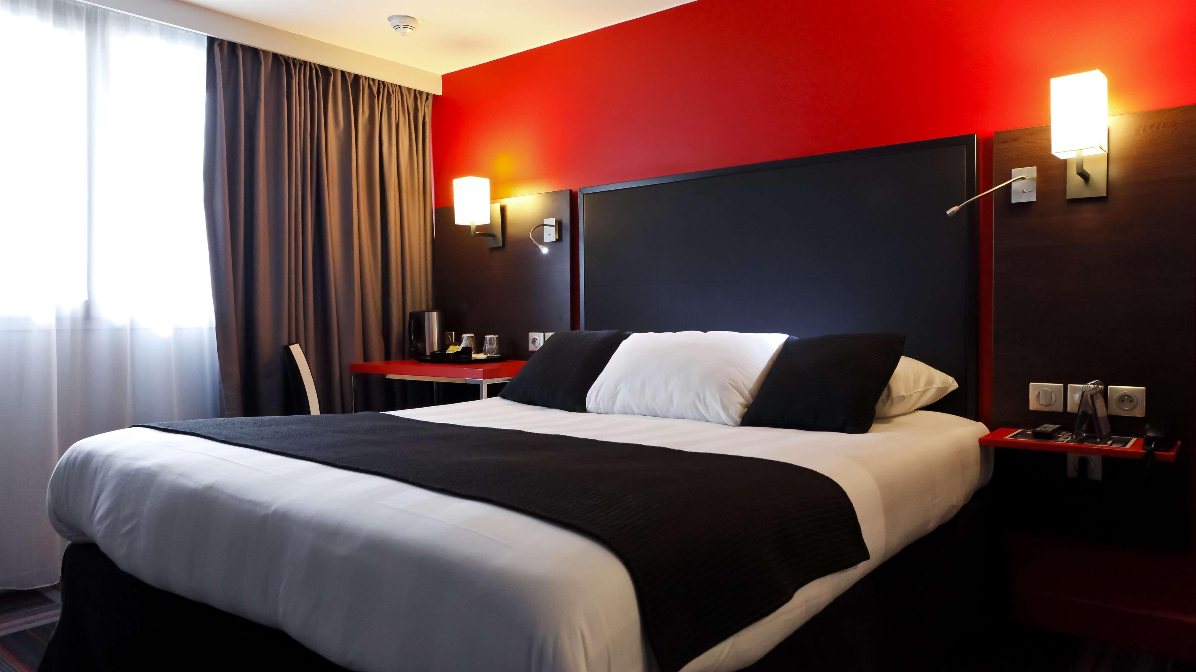 Kyriad Lyon Sud Sainte Foy Экстерьер фото