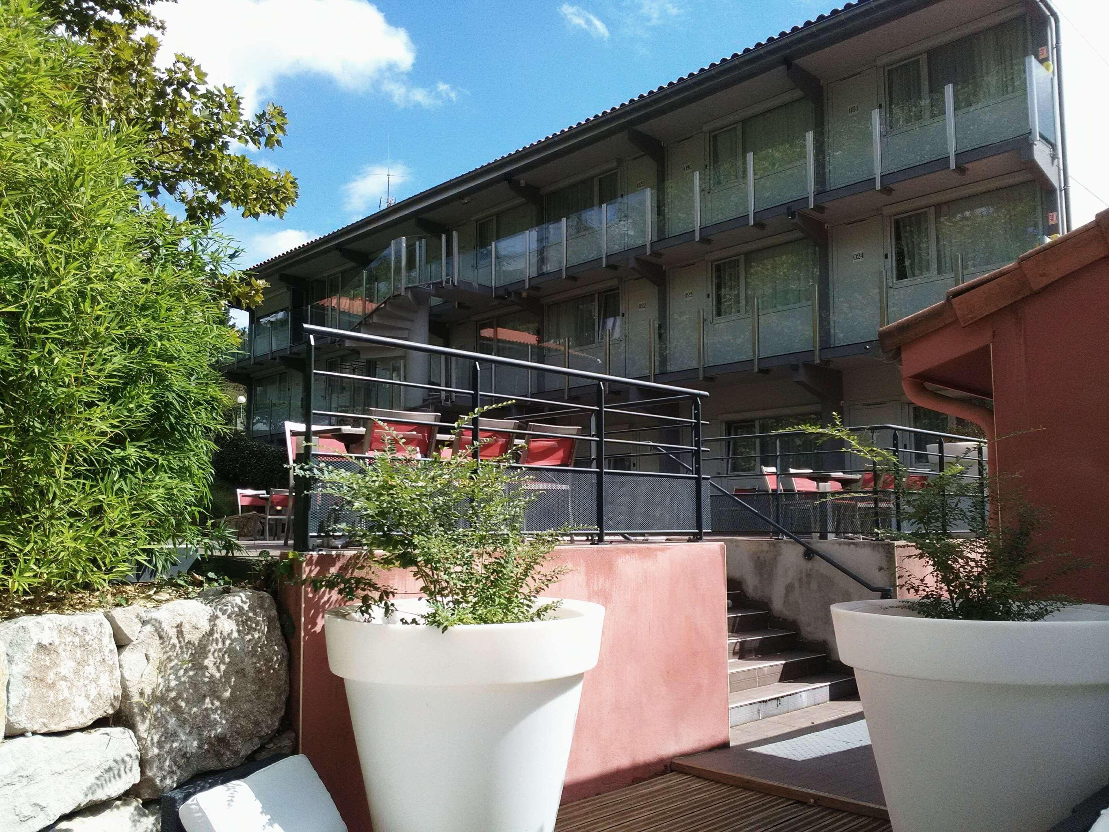 Kyriad Lyon Sud Sainte Foy Экстерьер фото