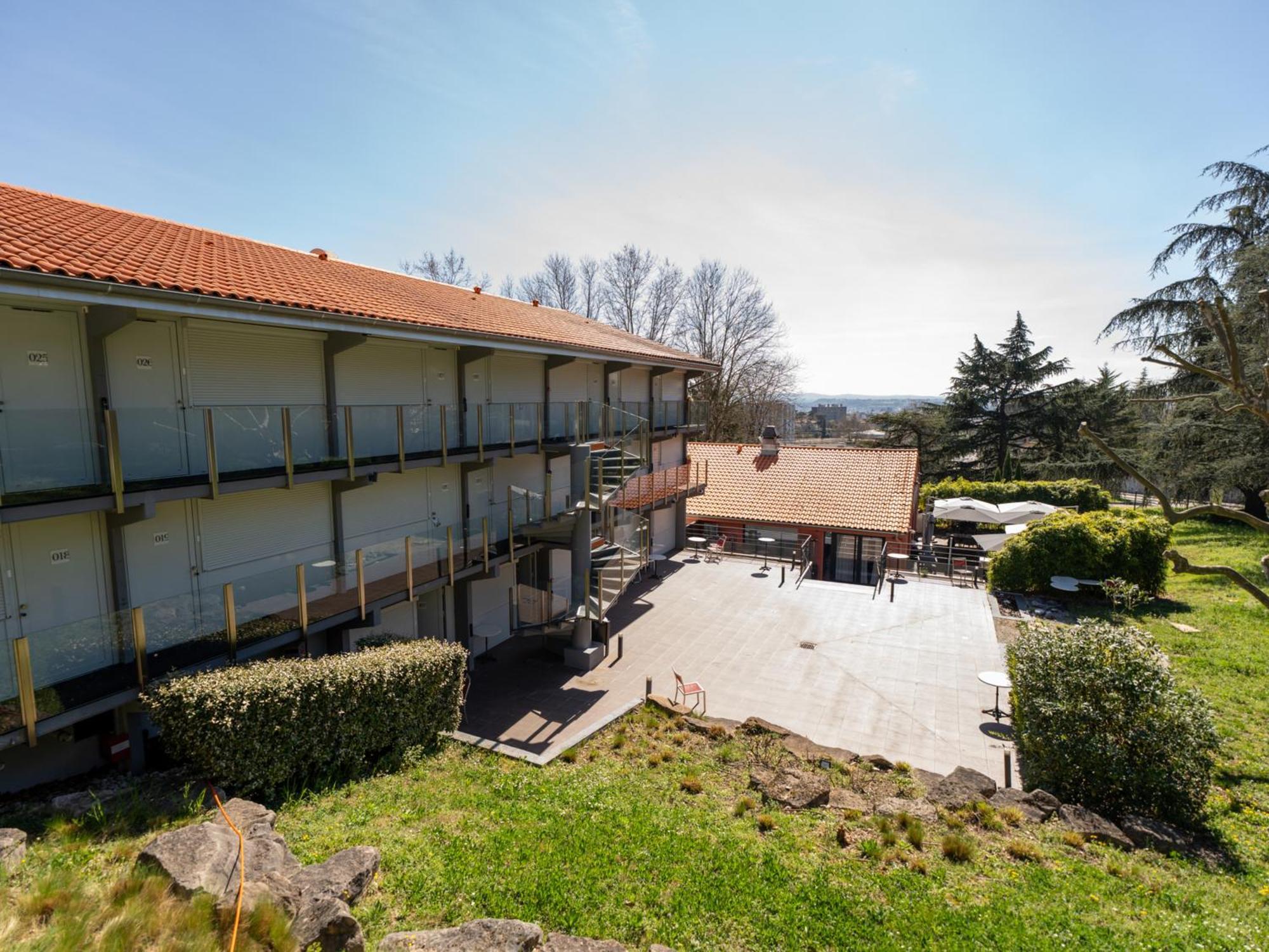 Kyriad Lyon Sud Sainte Foy Экстерьер фото